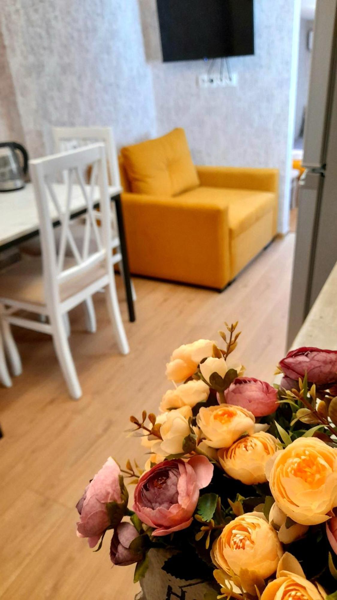Sweet Home Apartment Тбилиси Экстерьер фото