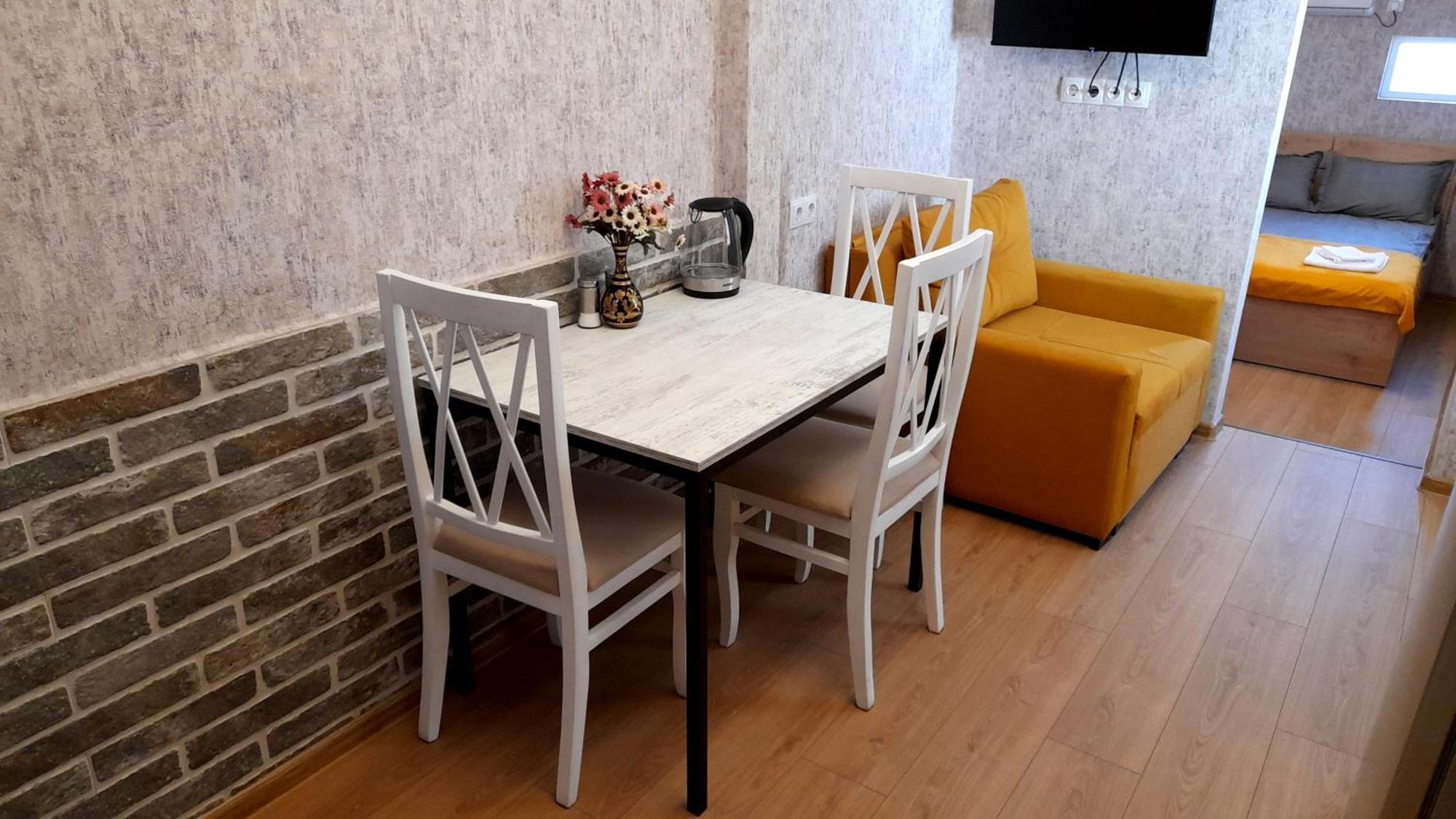 Sweet Home Apartment Тбилиси Экстерьер фото